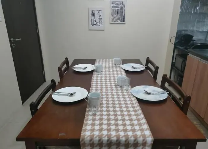 2 Bedroom Unit- Avida Towers Riala, It Park - Villahermia Staycation * セブ市